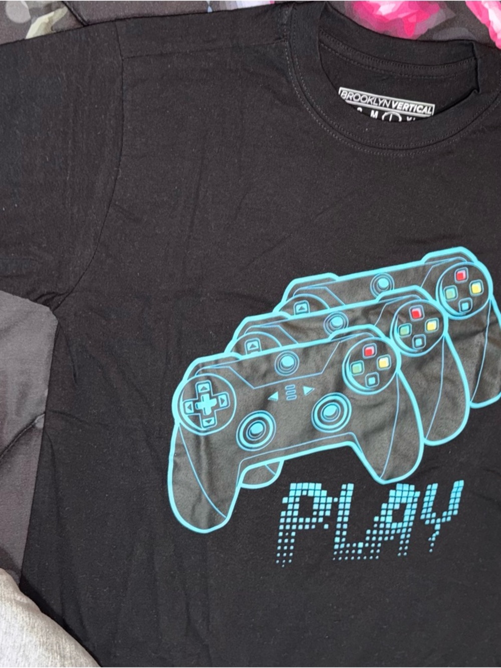 4 T-shirt’s Brooklyn Vertical, Gaming/Video Games, Youth L (16) NEW - Picture 4 of 10